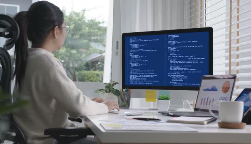 智慧零售新基建:如皋市软件开发公司如何构建全渠道商业操作系统?